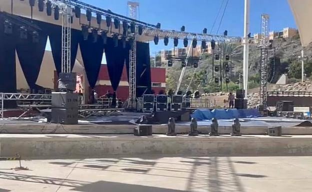 Imagen del escenario donde iba a actuar Il Divo.