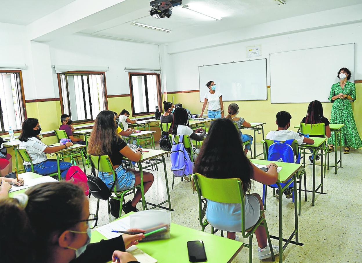 Foto de archivo de un aula en un instituto público canario. 