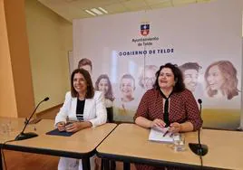 Carmen Hernández y Celeste López durante la rueda de prensa.