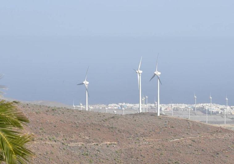 Calima y cielos despejados este viernes en Canarias