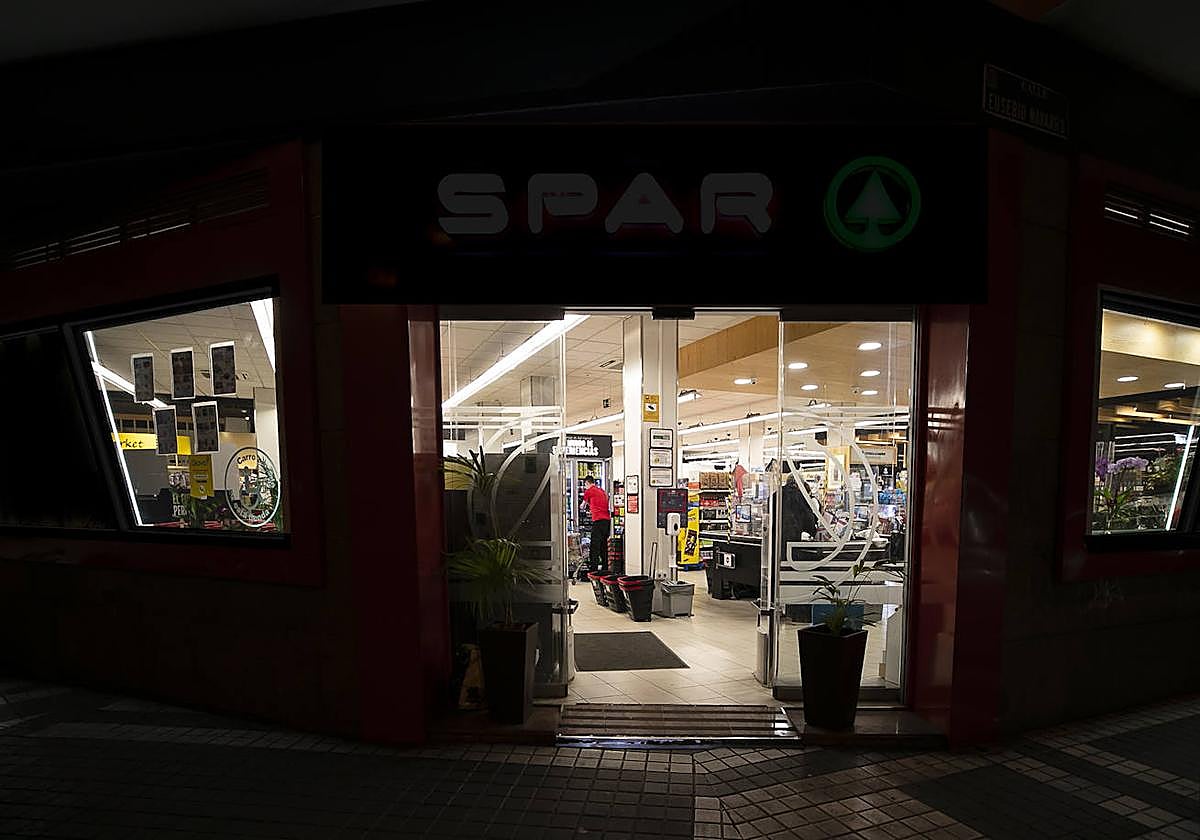SPAR Gran Canaria participa en la hora del planeta apagando sus luces