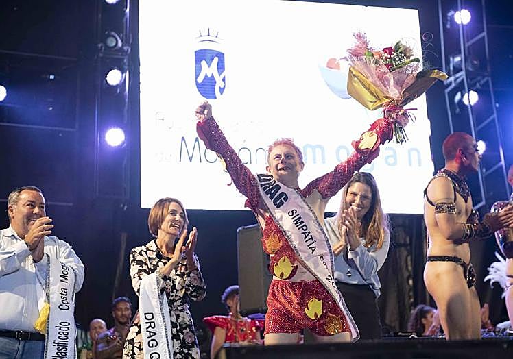 Chano González se hizo merecedor del premio Drag Simpatía.