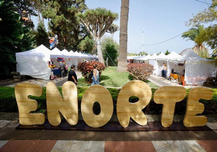 La Feria Enorte 2023 se inauguró este viernes en el casco de Arucas.