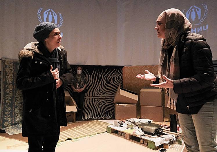 Ruth Sánchez y Marta Viera, en una escena de 'Moria'.