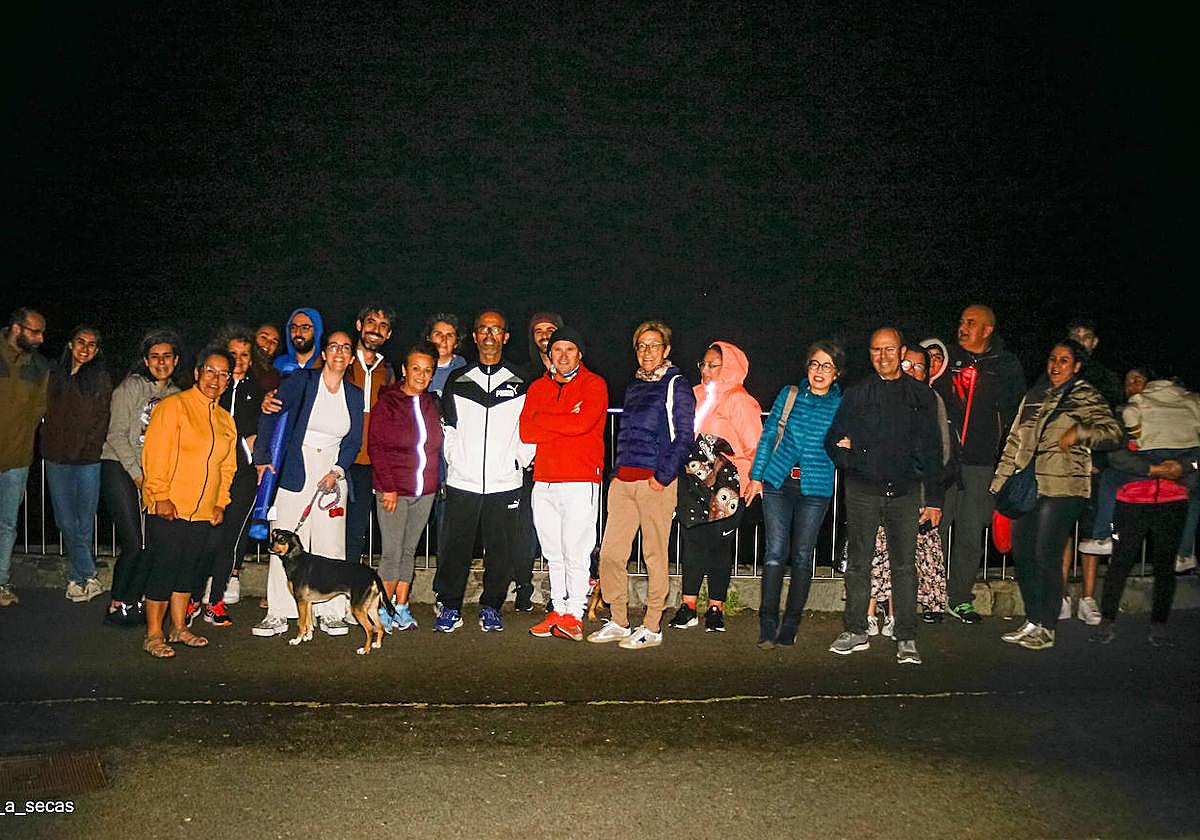 Disfrutar de las estrella desde la playa de La Laja