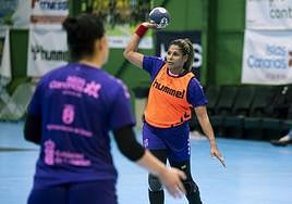 Marta Mangué, jugadora del Rocasa.