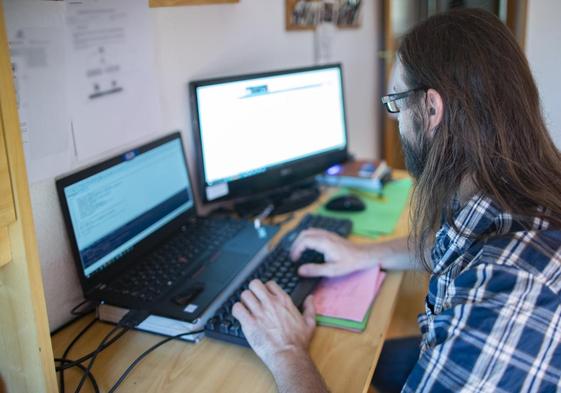 Los empresarios consideran que si se elevan a tres días la posibilidad del teletrabajo habrá más ineficiencia.