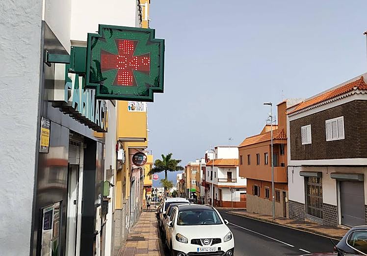 El casco urbano de Ingenio era un horno este jueves al mediodía.