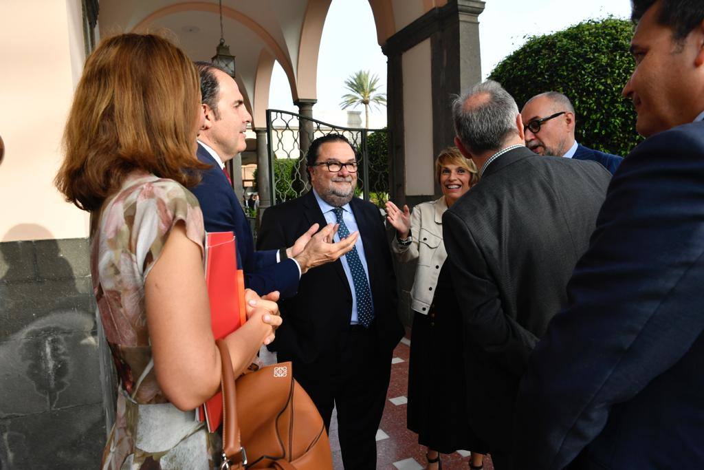 Torres se reúne con el presidente y editor de Forbes España, Andrés Rodríguez