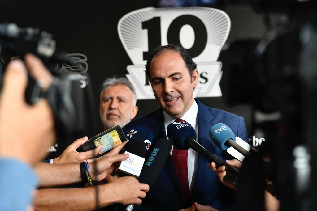 Torres se reúne con el presidente y editor de Forbes España, Andrés Rodríguez