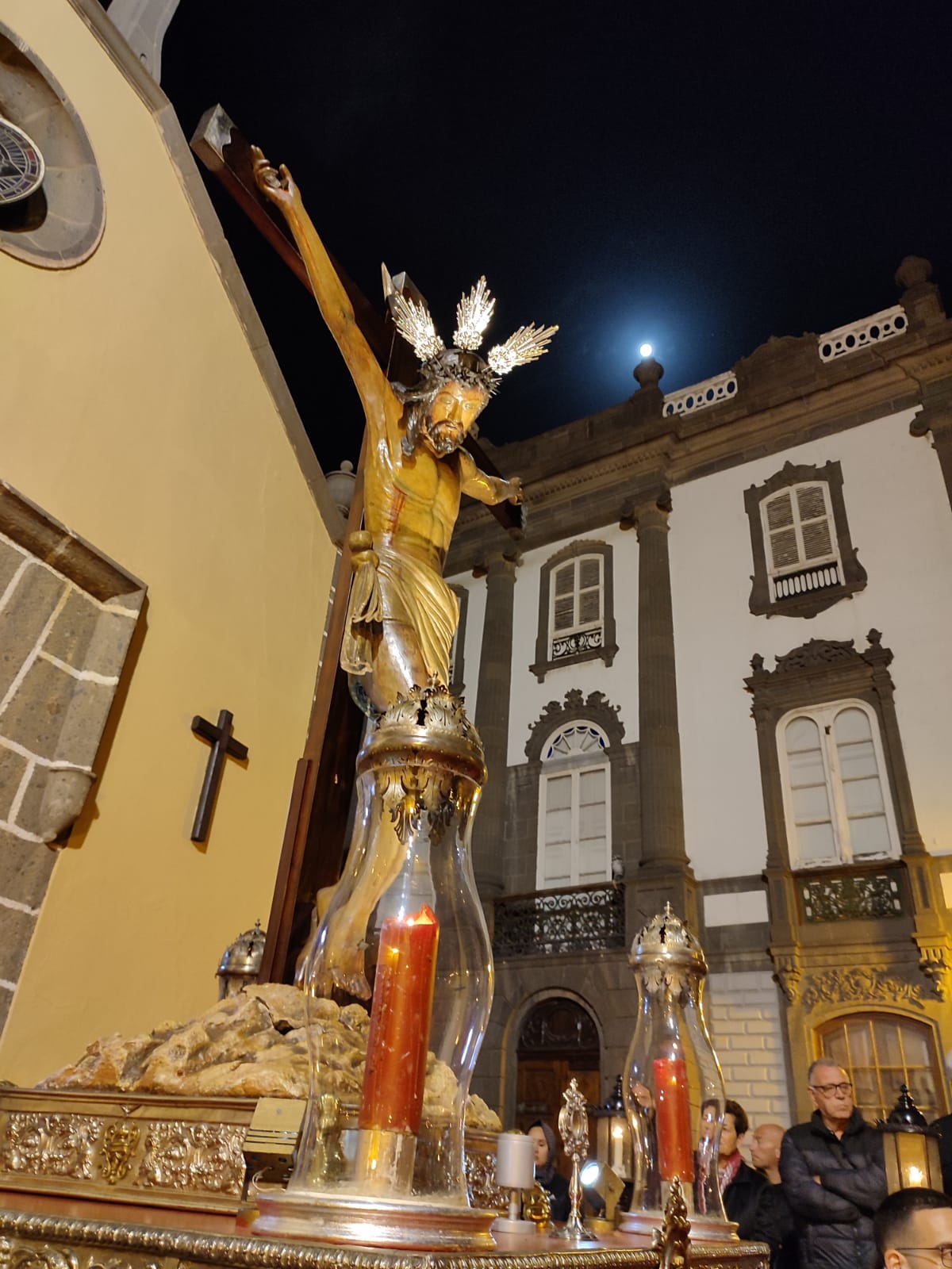 El Cristo del Buen Fin recorre la capital