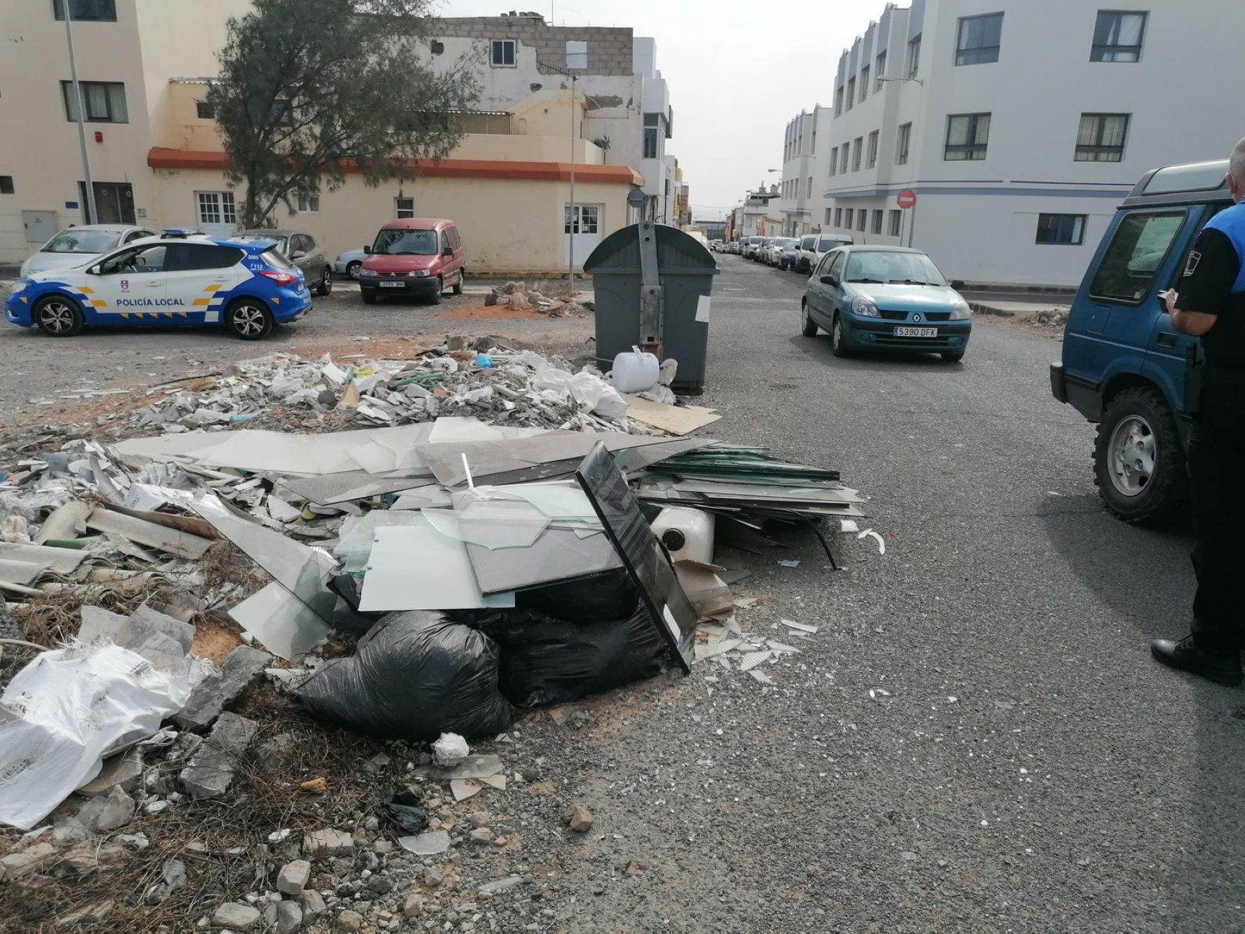 Imagen de un vertido ilegal sancionado por la Policía Verde de Telde.