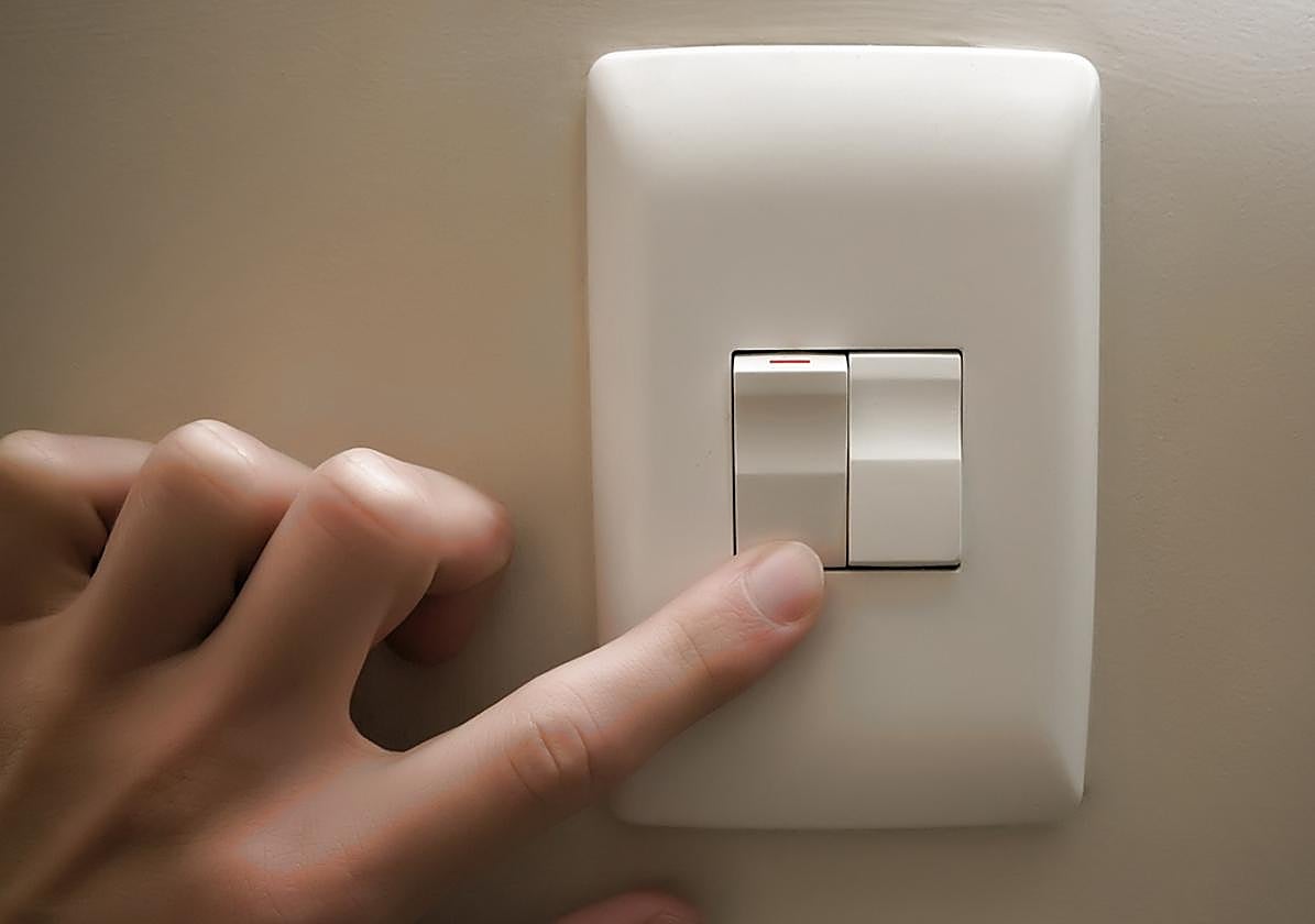 El precio de la luz sube este sábado un 4%, hasta los 86,62 euros/MWh