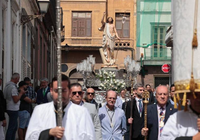 La Semana Santa se despide con masiva afluencia a las procesiones en Las Palmas de Gran Canaria