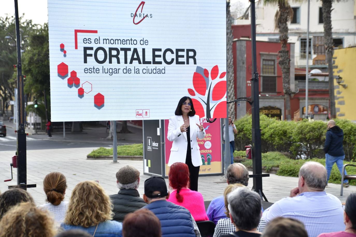 Carolina Darias lanza sus compromisos para la capital grancanaria