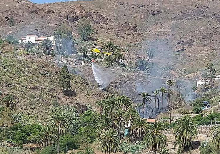 El helicóptero ya está interviniendo en la zona.