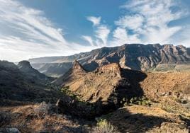 Vista de Amurga y tres roques.