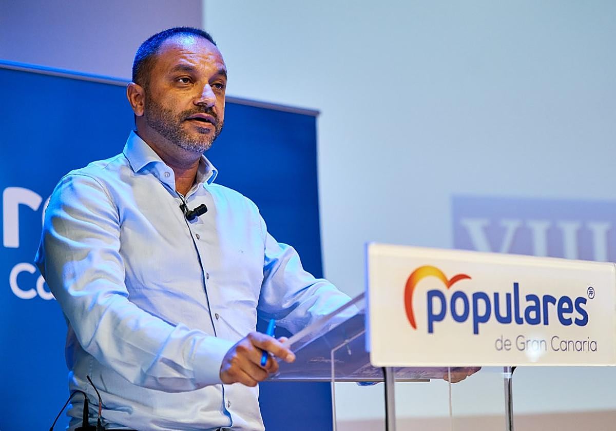 Imagen del alcalde de Moya y candidato del PP Raúl Afonso.