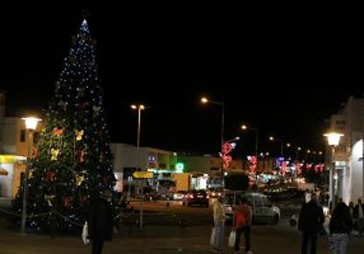 Adornos navideños en Playa Blanca.
