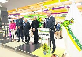 Javier Puga, consejero delegado de DinoSol Supermercados en su intervención.