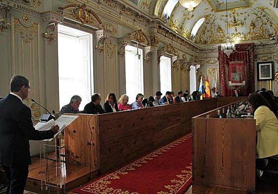 Imagen de la aprobación inicial del presupuesto.