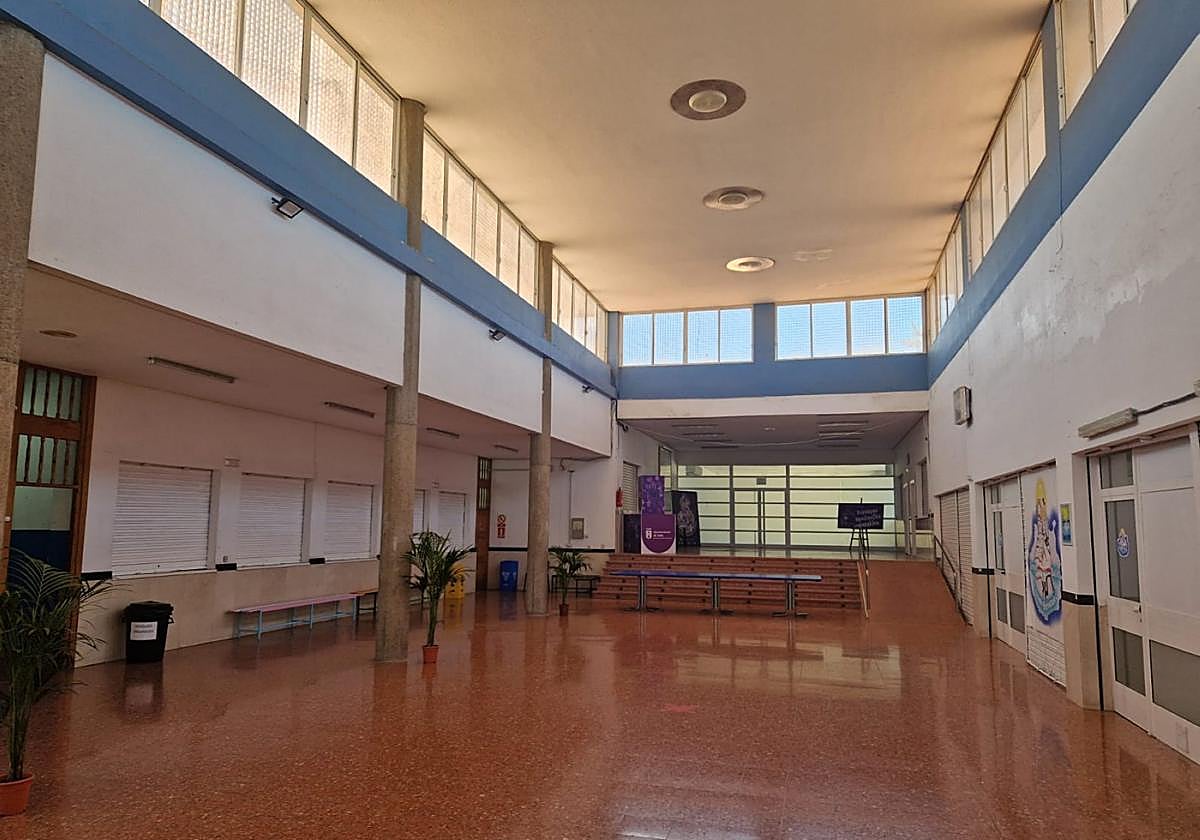 Imagen actual del interior de la estación de guaguas de Narea.