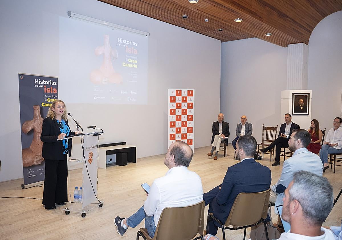 Isabel Izquierdo Peraile, este miércoles, durante su intervención en la presentación de la muestra en El Museo Canario.