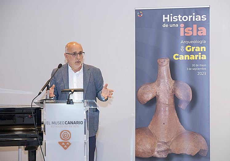 Antonio Morales, durante su intervención en El Museo Canario.