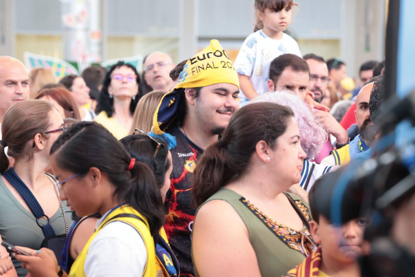 La afición agasaja al Granca