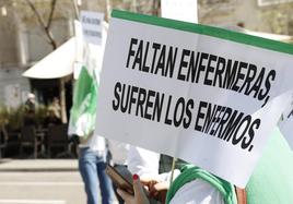La escasez de profesionales es uno de los grandes problemas del sistema sanitario español.
