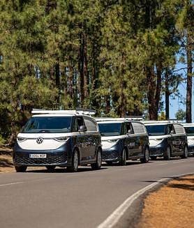 Imagen secundaria 2 - Volkswagen Comerciales entrega la primera flota del nuevo ID. Buzz Cargo a EAV