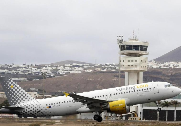 Vueling operará 43 rutas con Canarias en verano