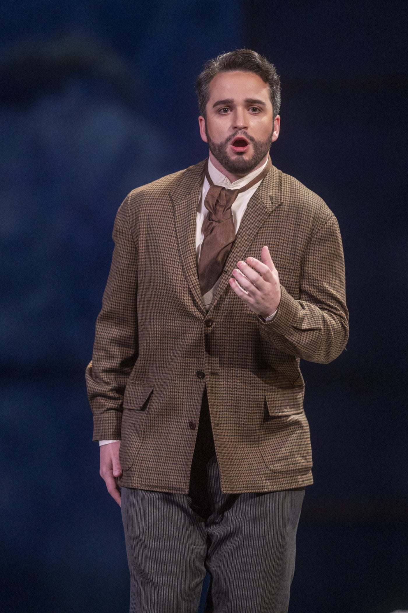 El tenor Xabier Anduaga, el pasado domingo, durante el ensayo general de 'Lucia di Lammermoor', en el Teatro Pérez Galdós.