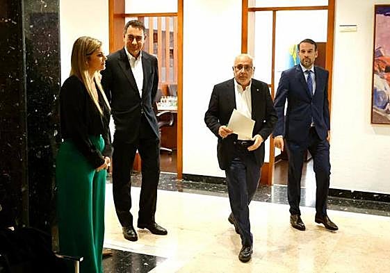 Antonio Morales en un encuentro con los promotores de Dreamland Studios Canarias.