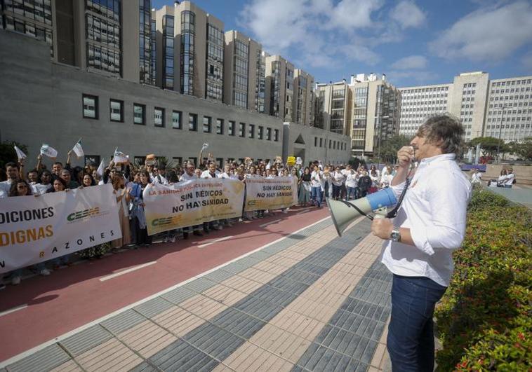 El sindicato médico suspende la huelga en Canarias