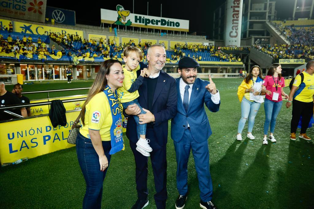 Emotiva celebración de los jugadores de la UD en el Gran Canaria