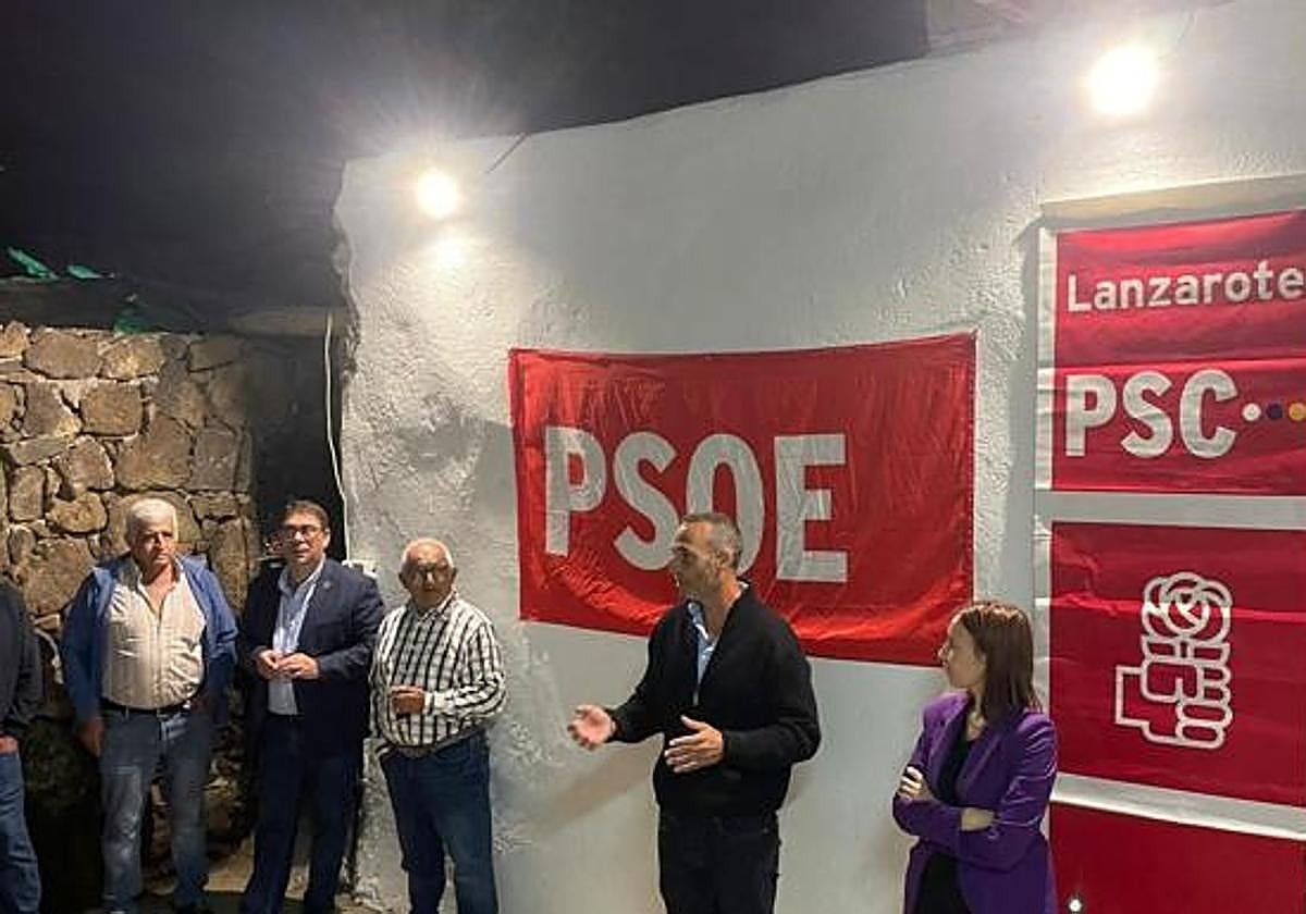 Alfredo Villalba, en un acto del PSOE de Haría.