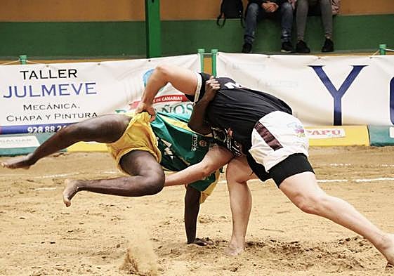 El deporte vernáculo tiene un papel relevante en la celebración del Día de Canarias