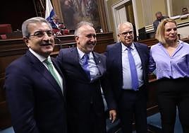 Imagen de archivo del pacto de las flores este 2023 en el Parlamento.