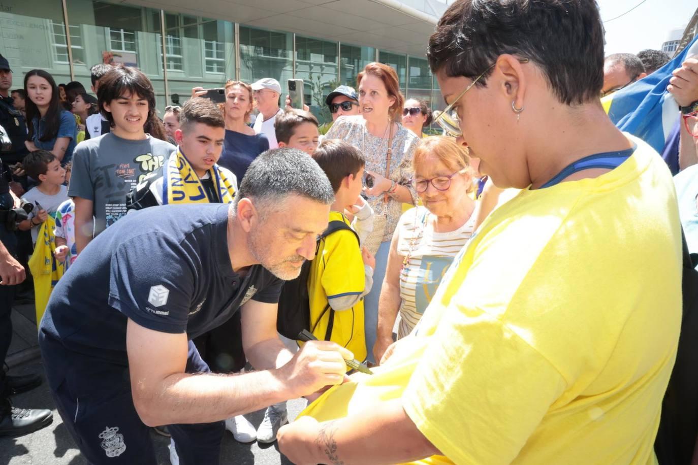 El Cabildo de Gran Canaria recibe la visita de la UD Las Palmas