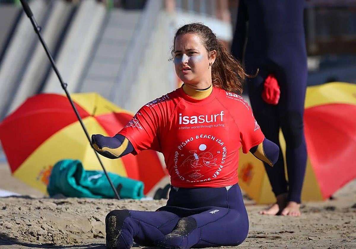 Sarah Almagro, poco antes de entrar en el mar.