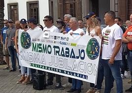 Imagen de la concentración ante la Delegación del Gobierno.