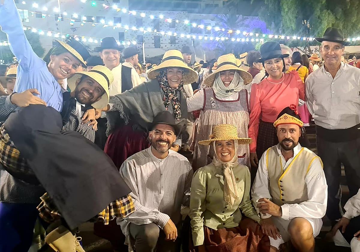 Miembros de la agrupación folclórica Maxorata, en el pasado Baile de Taifas.