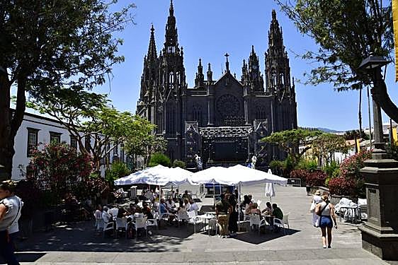 Tradición alfombrista en Arucas