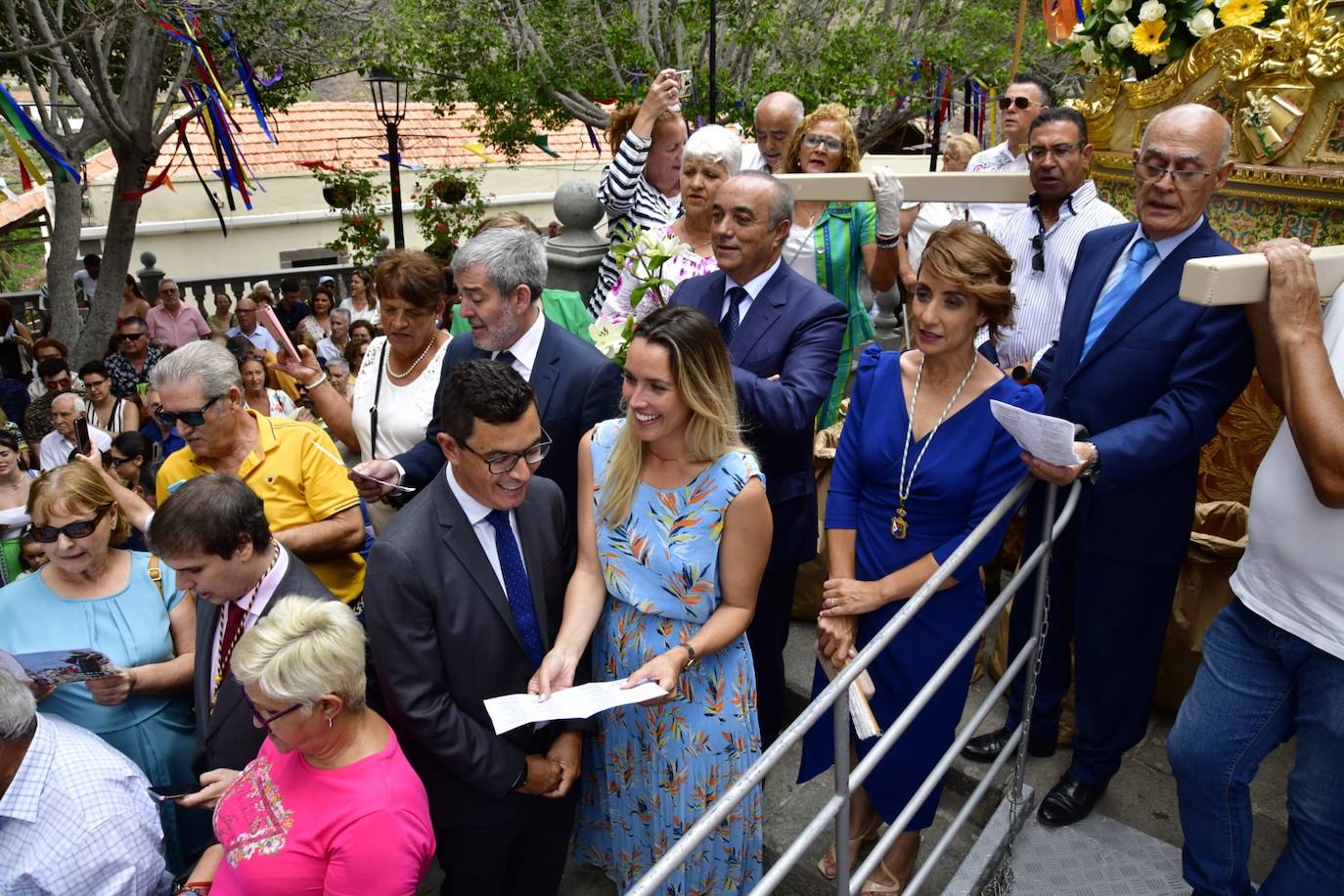 Más políticos que santos en la procesión de San Antonio el Chico en Mogán