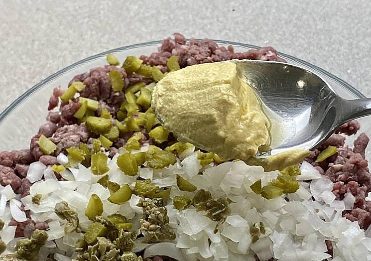 Añadimos la mostaza