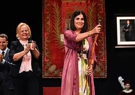 Carolina Darias en la toma de posesión del bastón de mando este sábado.