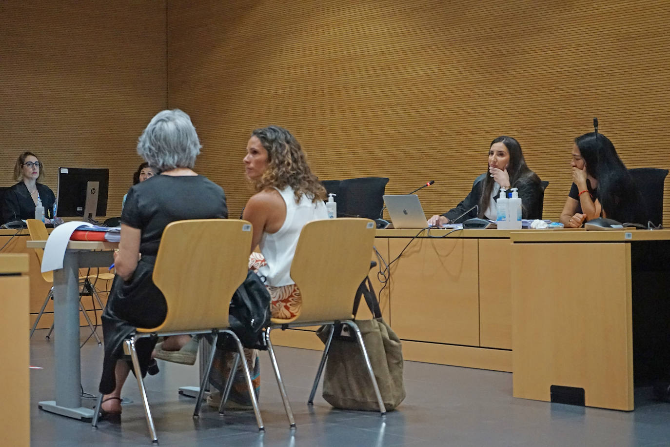 La toxicómana que asestó 62 puñaladas a su vecina «sabía lo que hacía»