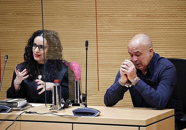 La letrada Dara Lorenzo y el condenado José Marcial Pastor.