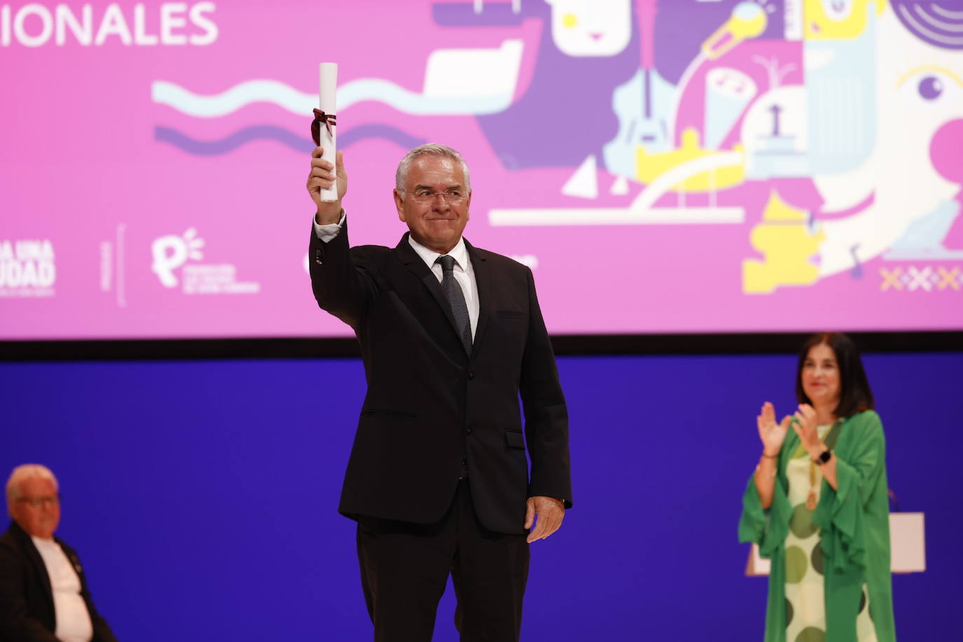 La capital grancanaria reconoce a 25 personalidades e instituciones